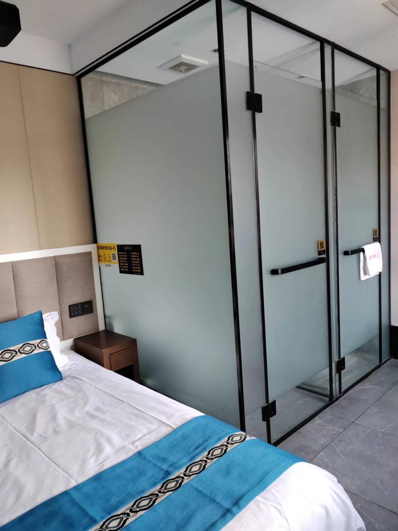Beijing Tangfu Hotel - Located In The City Center Adjacent To The Subway Station Close To Nanluoguxiang Gulou Lama Temple Tiananmen Square Forbidden City Temple Of Heaven Providing Laundry Car Rental And Ticketing Services Exterior foto